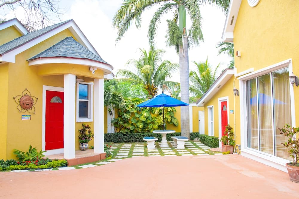 Brownstone Marlin Drive