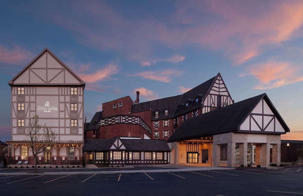 Hotel Royer Urbana Champaign, Tapestry Collection by Hilton