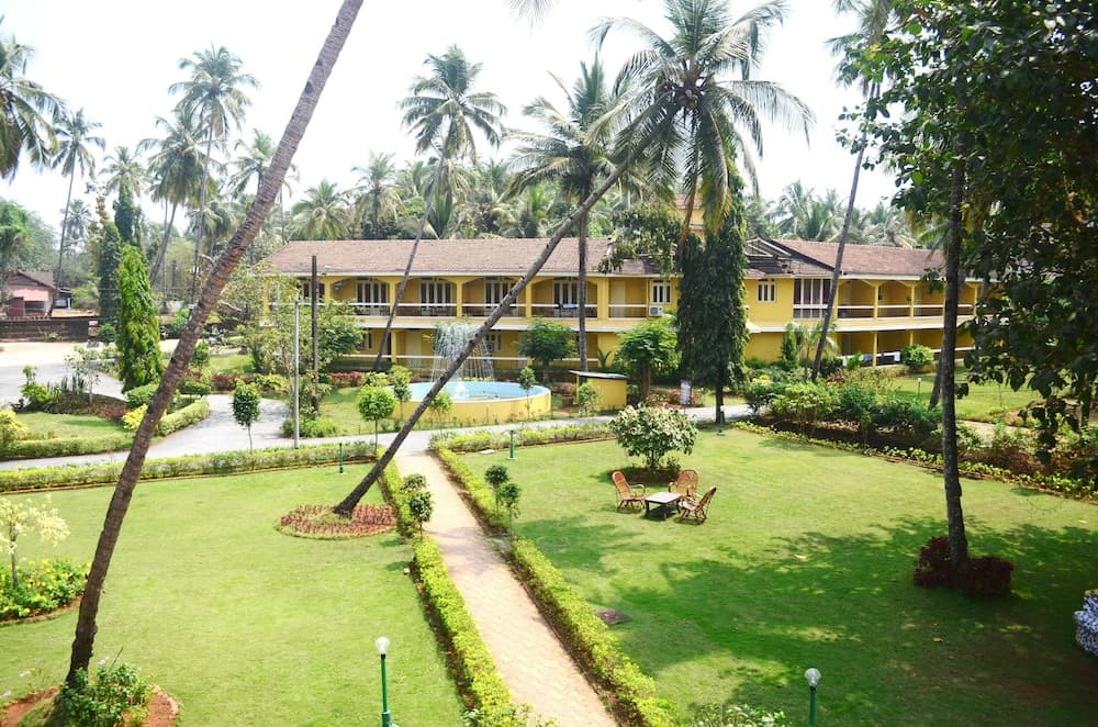 Carina Beach Resort