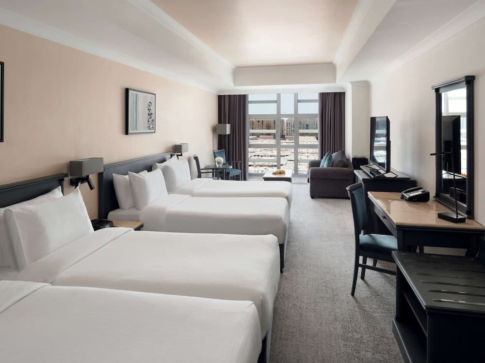 Anwar Al Madinah Mövenpick Hotel