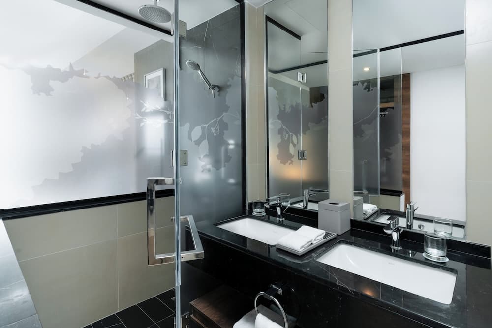 Hotel Local Dubai, Jumeirah Village Triangle, Autograph Collection