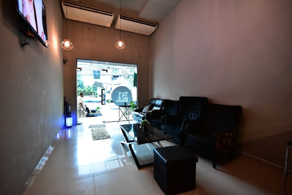 B1 Residence