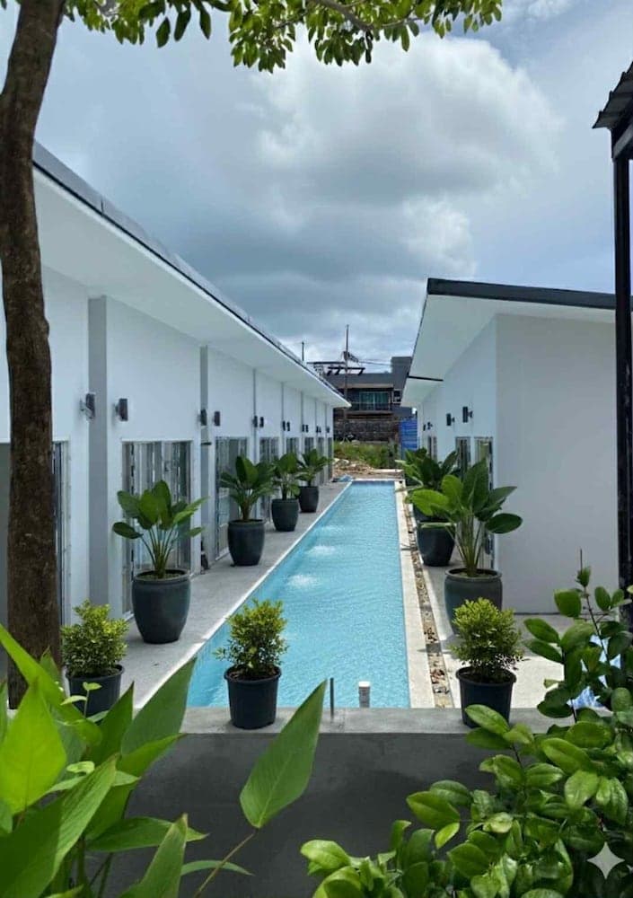 A&J Holiday Villa Phuket