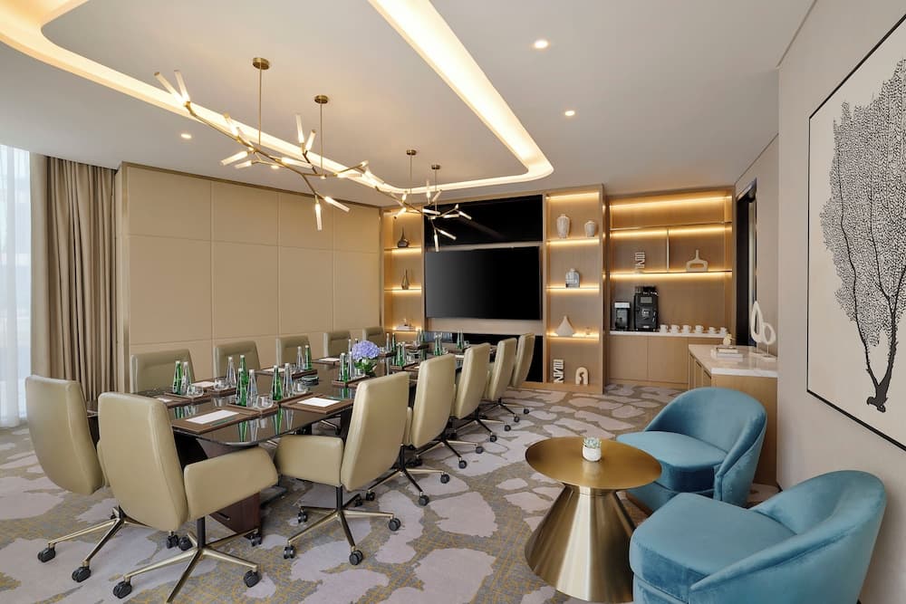 meeting & event spaces