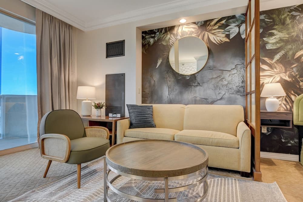 Blu Cashmere Suite