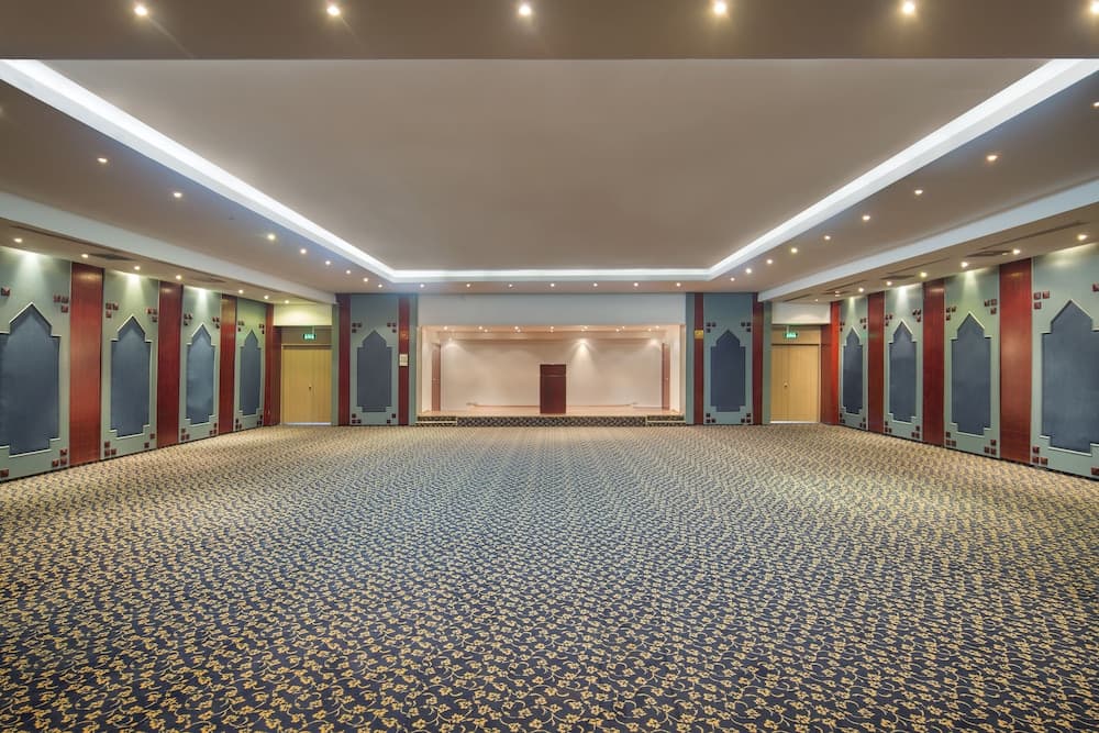 meeting & event spaces