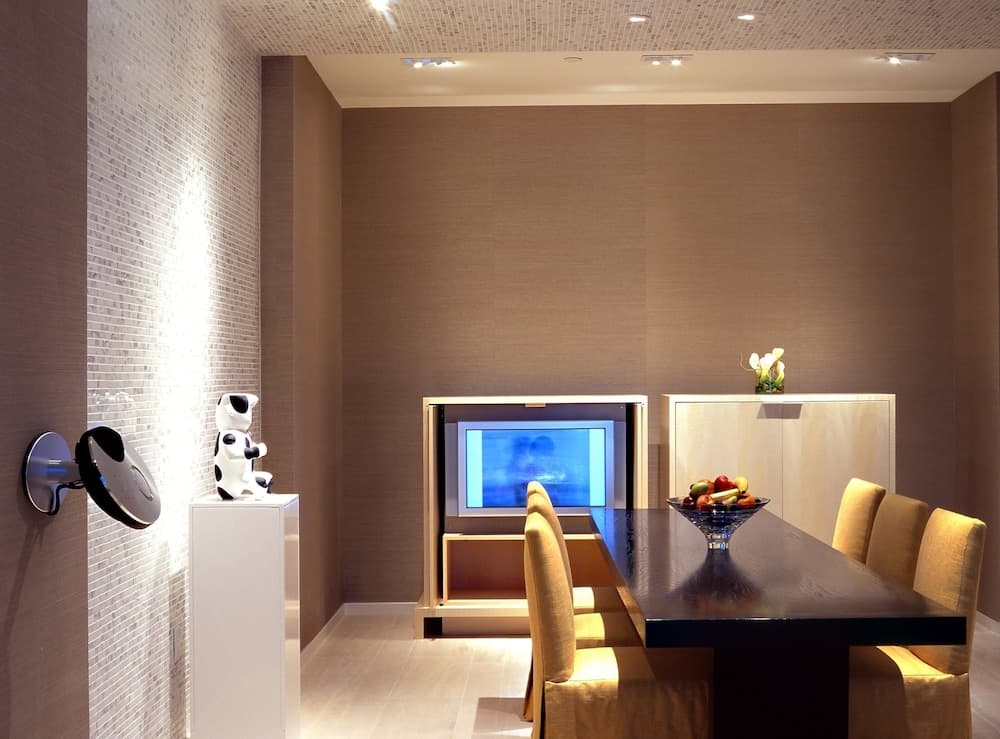 The SKYLOFTS at MGM Grand