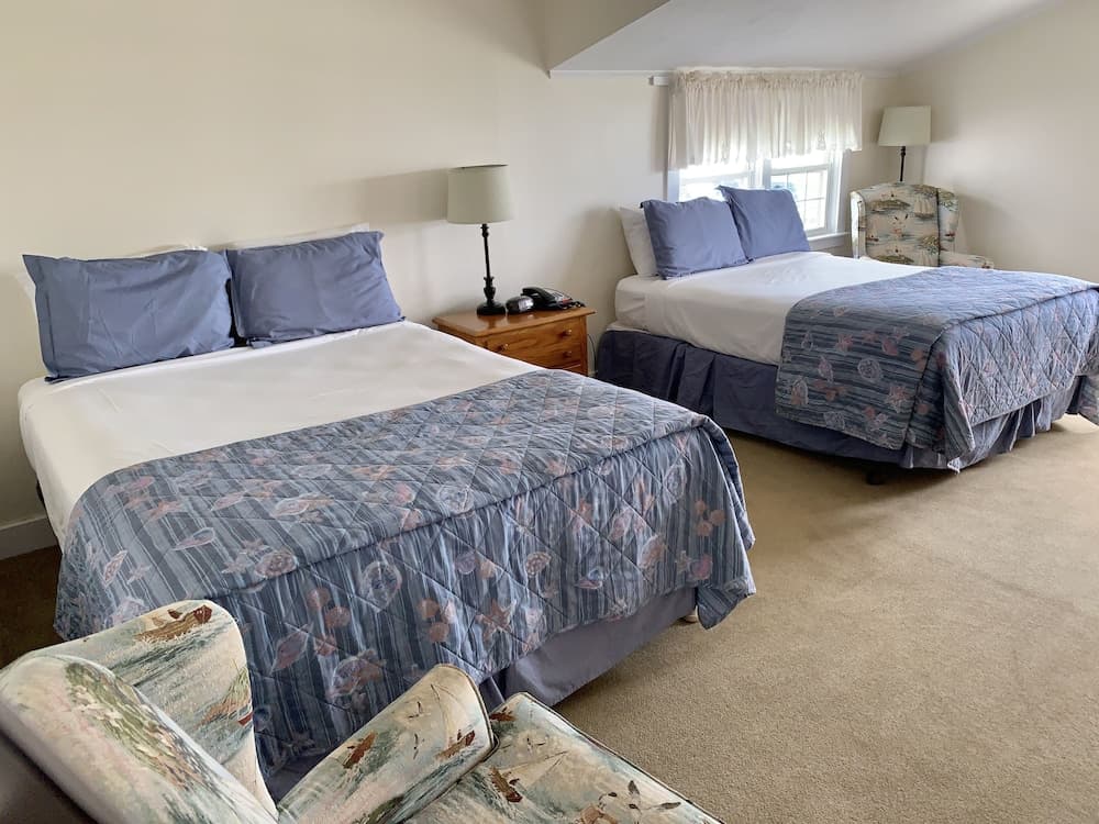 Lighthouse Inn