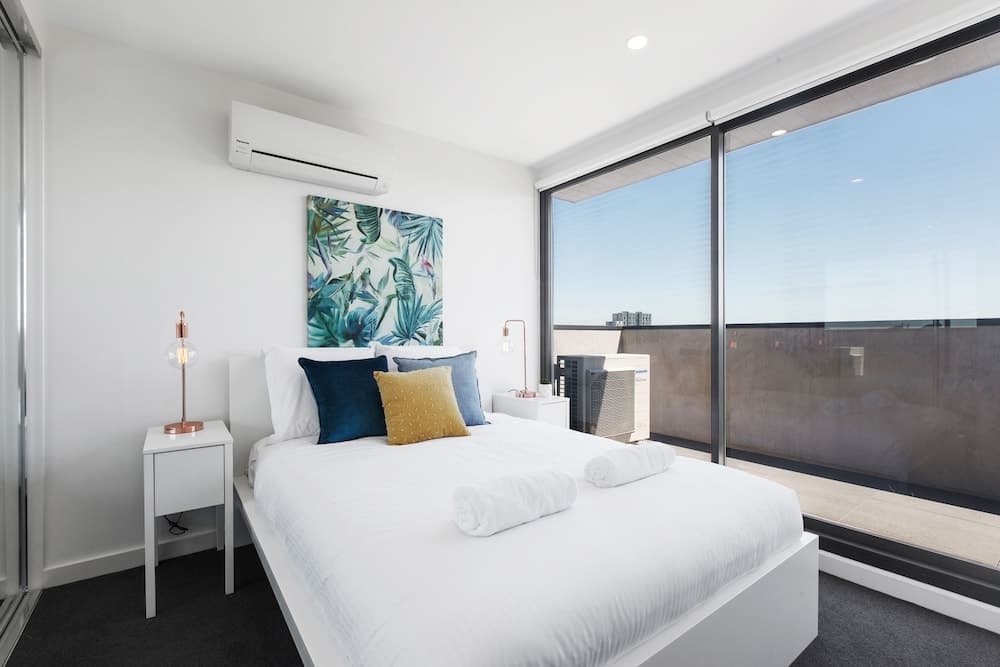 Spacious Urban Oasis in Central Location