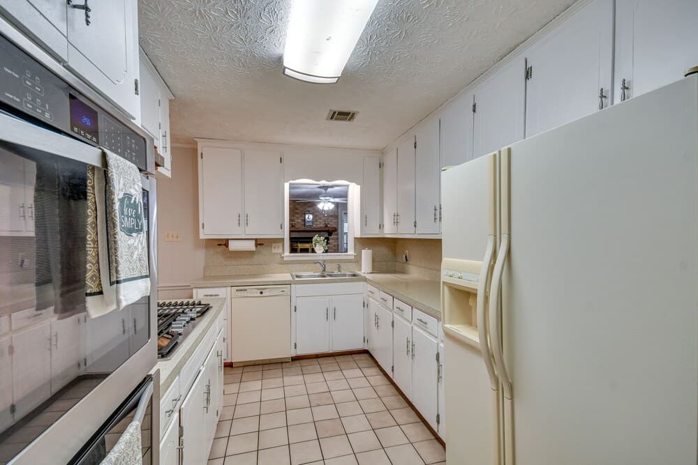 Spacious Downtown Montgomery Home w/ Yard, Patio!