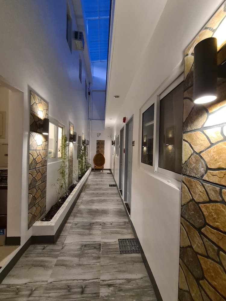 My Stay Hotel - Near SM Mall - 1 min walk