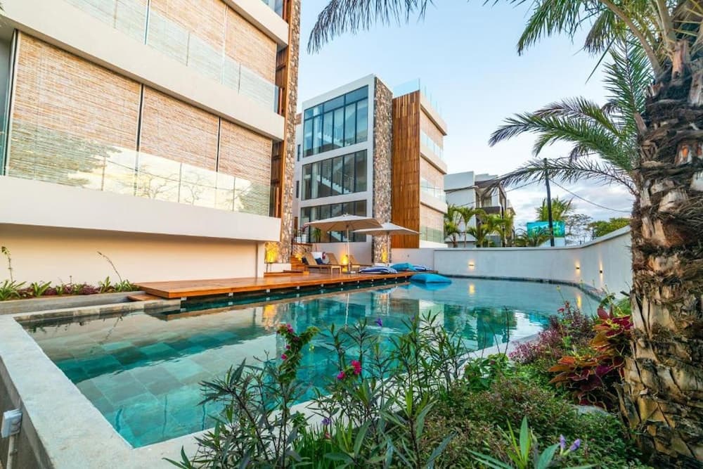 Immaculate 2-bed Apartment in Pereybere Grand Baie