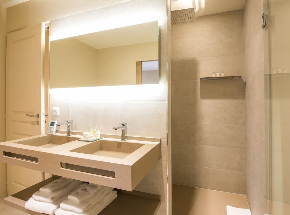 Les Suites du 33