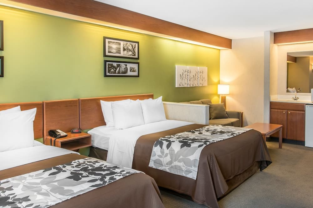 Sleep Inn & Suites Oregon - Toledo