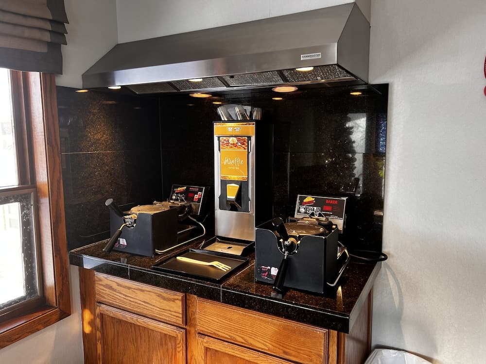 Quality Inn & Suites Detroit Lakes
