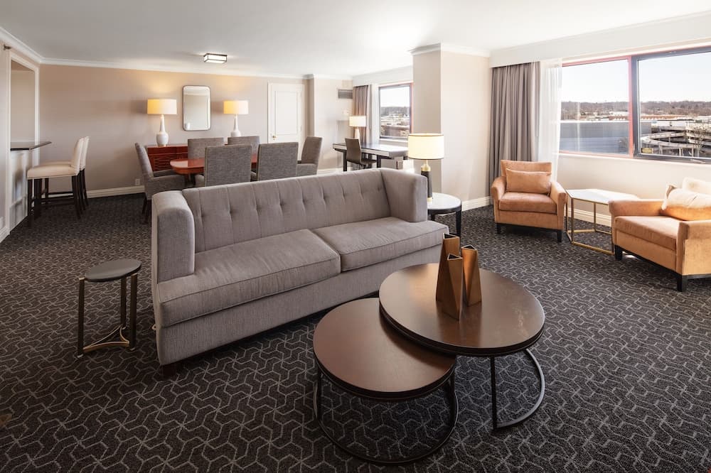 Hilton Short Hills