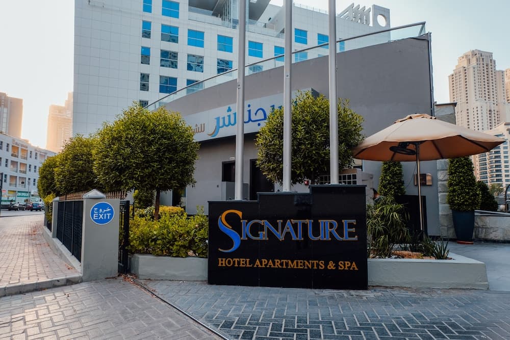 Signature Hotel Apartments & Spa