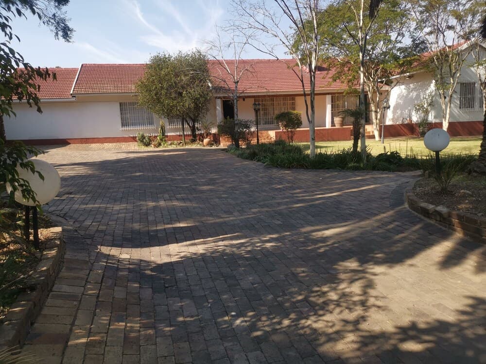 97 High Road Guest house