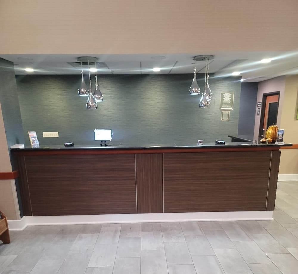 Comfort Inn & Suites Arlington Heights - Schaumburg