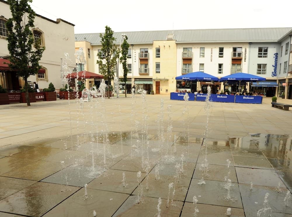 PREMIER SUITES PLUS Bristol Cabot Circus