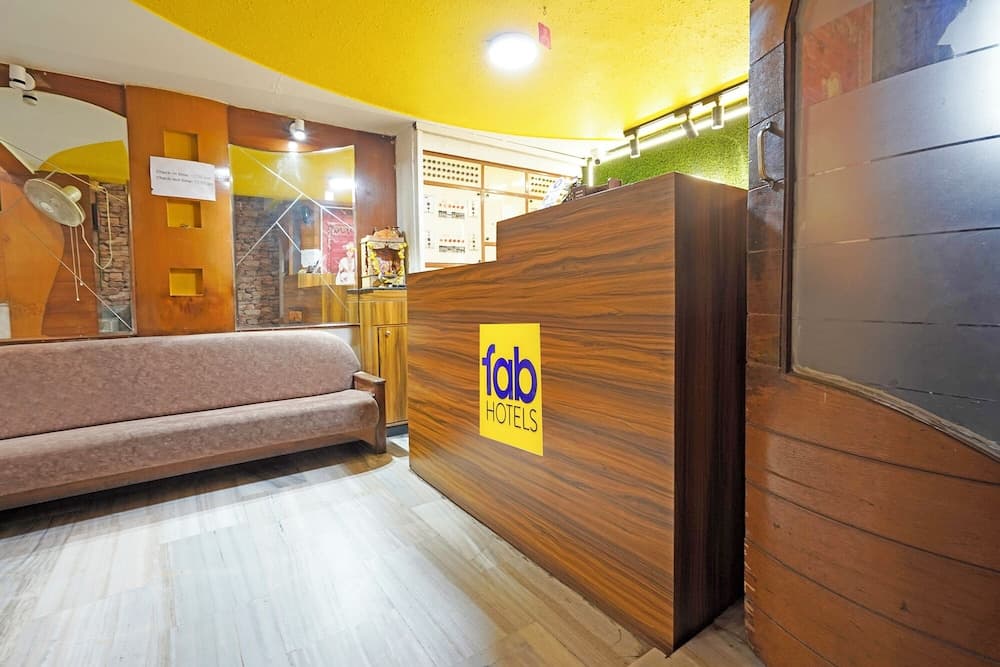 Fabhotel Bridge