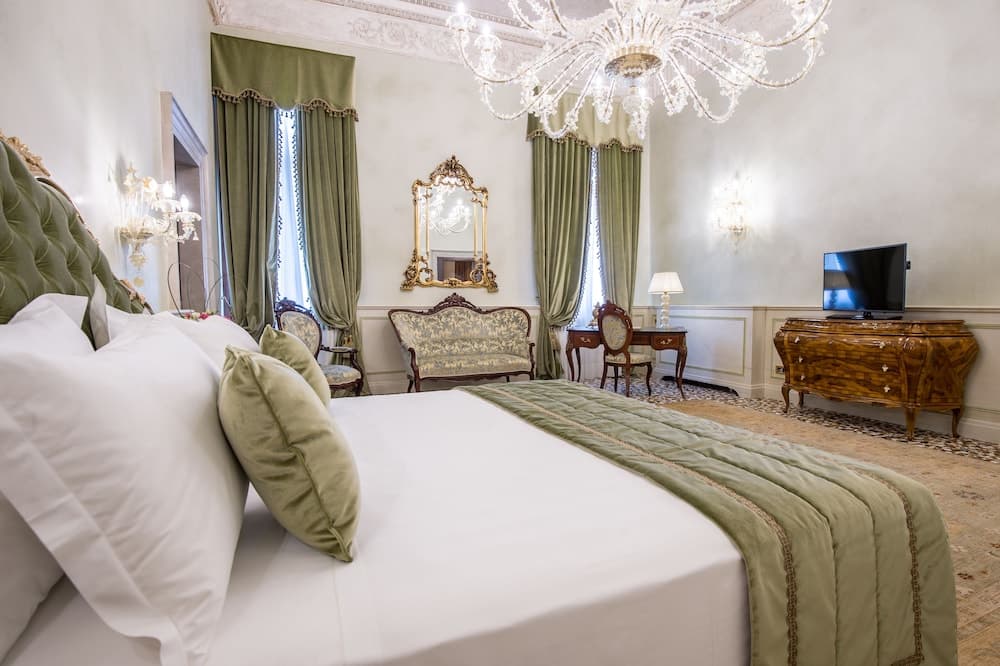 Hotel Nani Mocenigo Palace