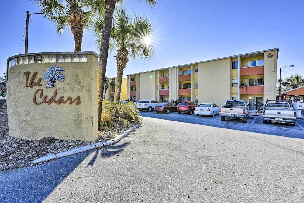 Central Mary Esther Condo 5 Mi to Okaloosa Island!