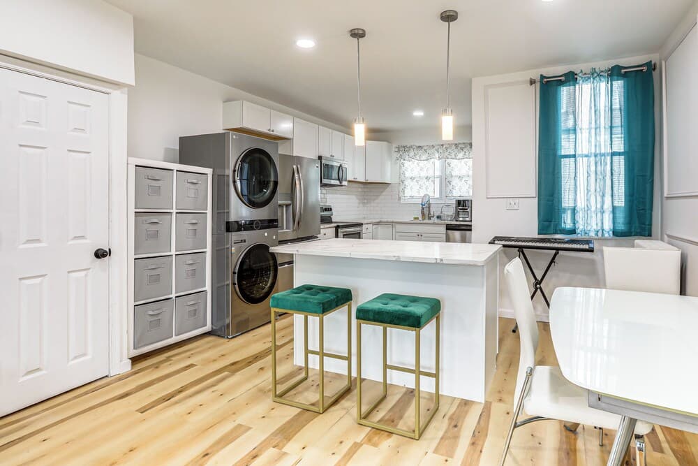 6 Mi to Eagles Games: Stylish Philly Townhome!