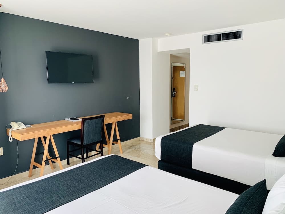 Rivoli Select Hotel