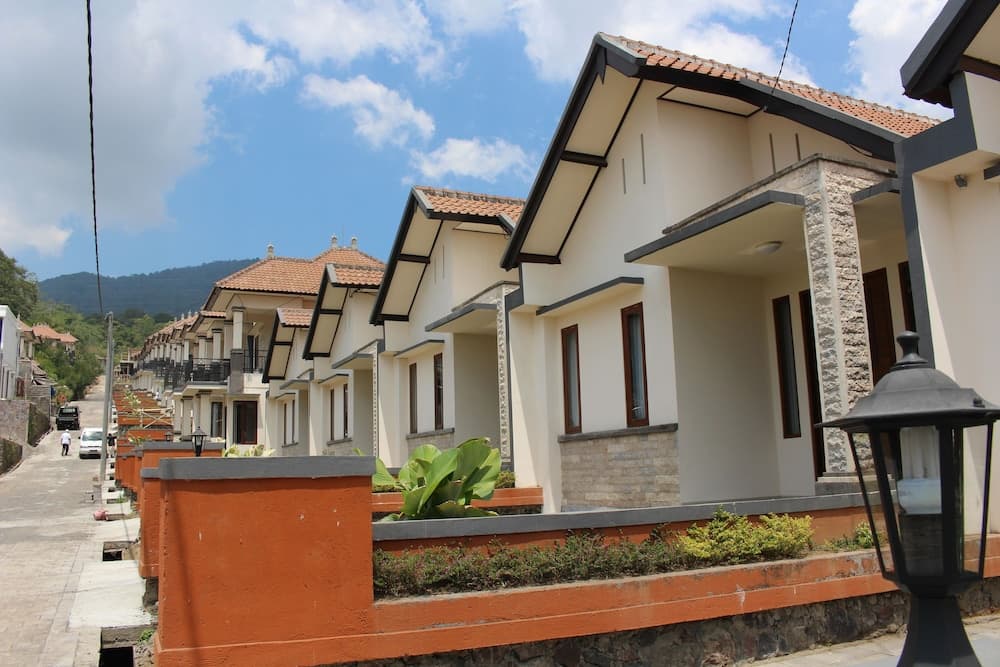 CLV Hotel & Villa