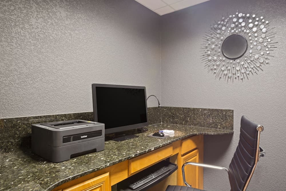 Holiday Inn Express Hotel & Suites Clearwater North-Dunedin by IHG