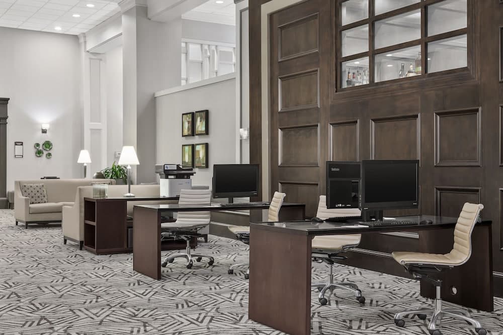 Crowne Plaza Hotel Greenville-I-385-Roper Mtn Rd by IHG