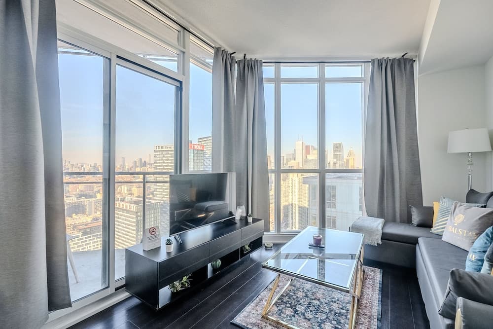 Elegant Downtown Apartments