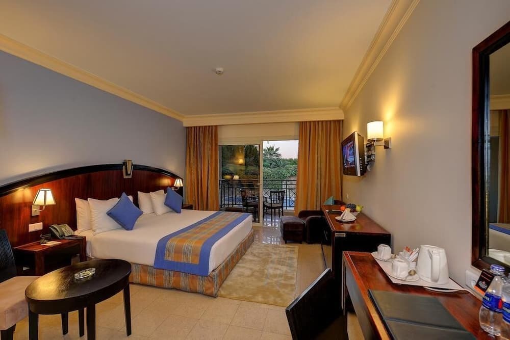 Stella Di Mare Beach Hotel & Spa