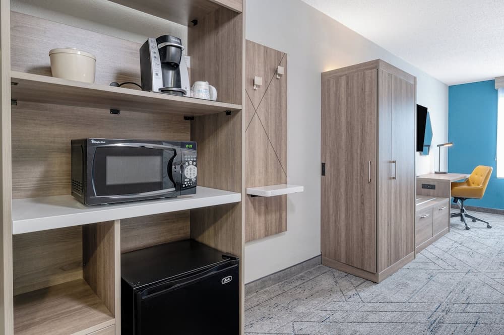 Holiday Inn Express & Suites Gahanna/Columbus Airport by IHG