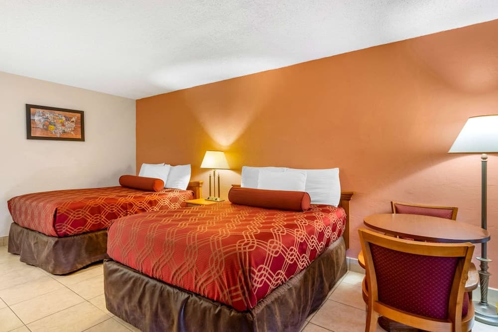 Econo Lodge Fort Myers North