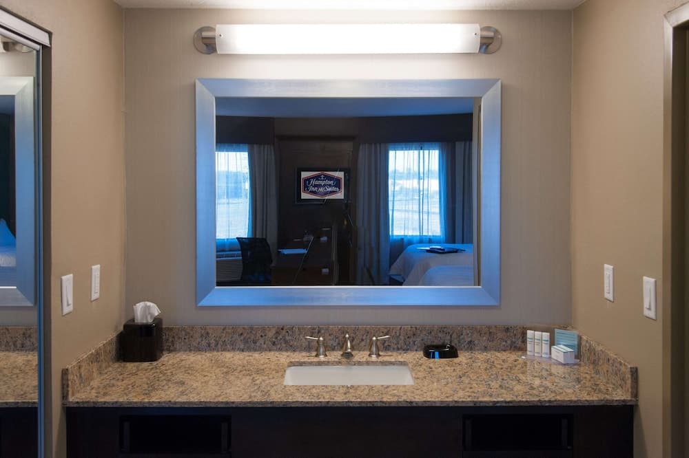 Hampton Inn & Suites Gulfport I-10