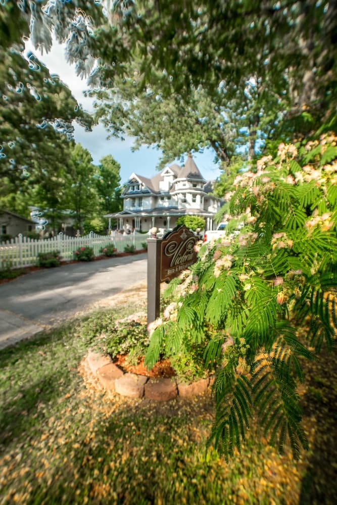 The Victoria B & B