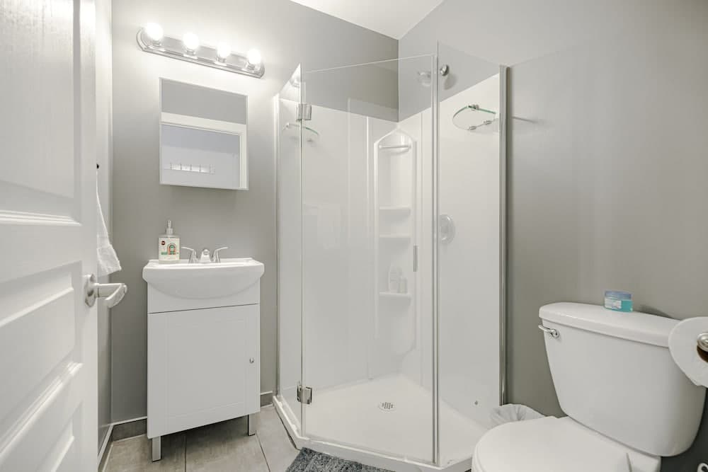 HoMa HomeStay Hotel by Olympic Stadium Montreal (Auberge/Hostel)