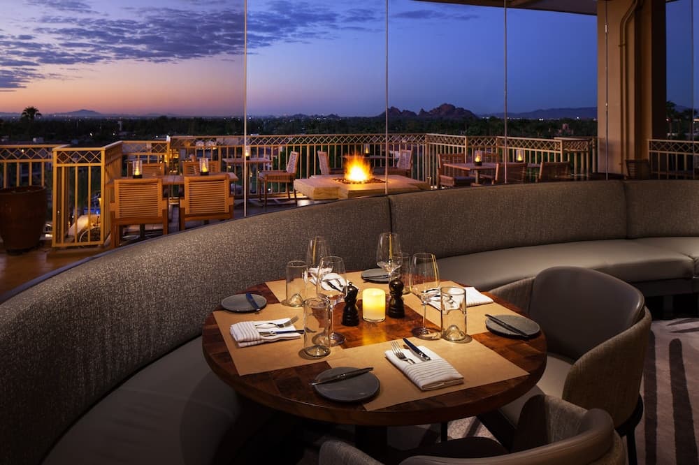 The Canyon Suites at The Phoenician, Luxury Collection