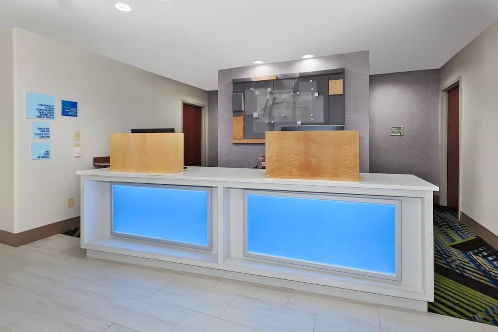 Holiday Inn Express & Suites Dayton South Franklin by IHG