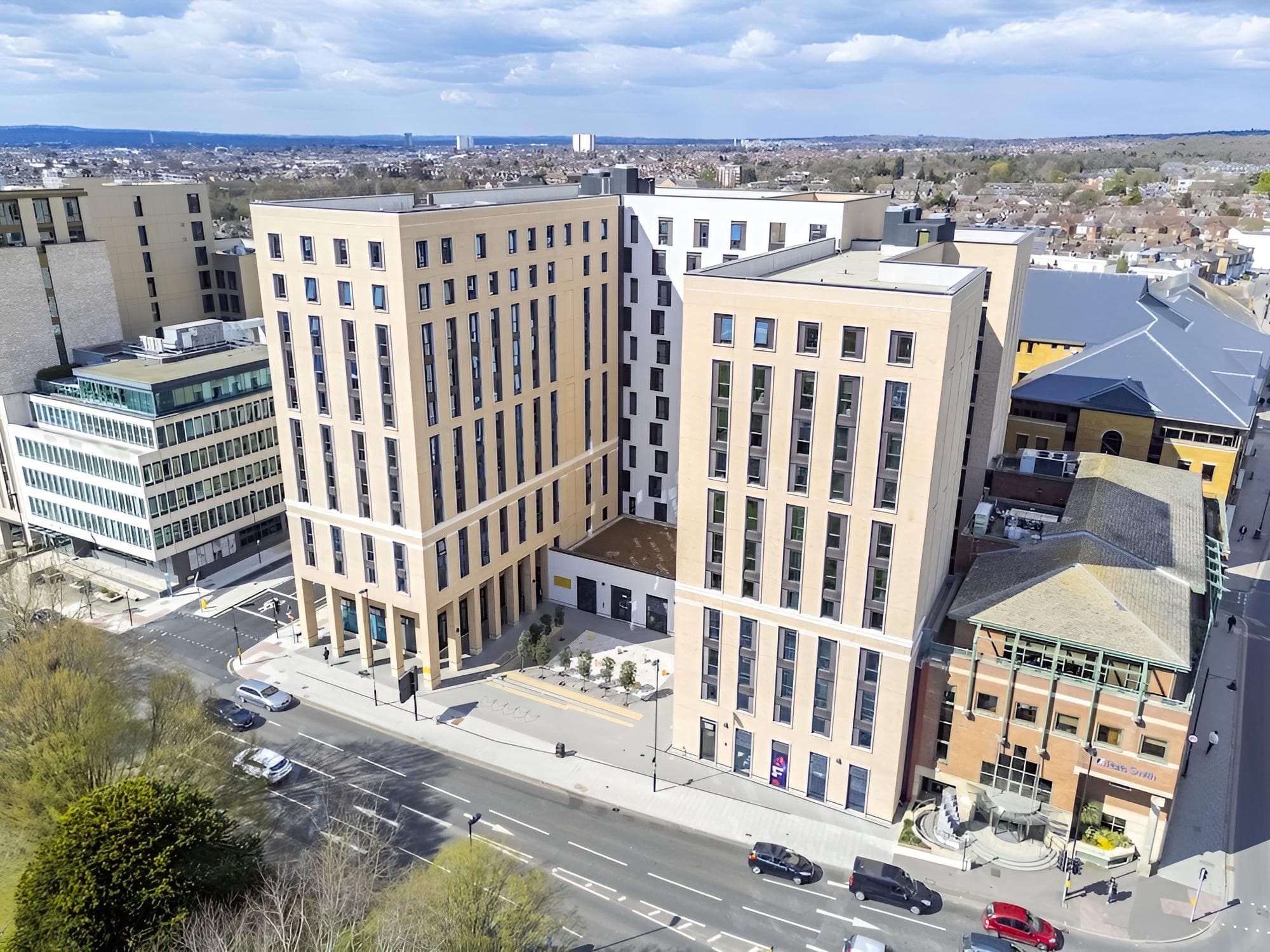 Ensuite Rooms and Studios in SOUTHAMPTON, SK - Campus Accommodation