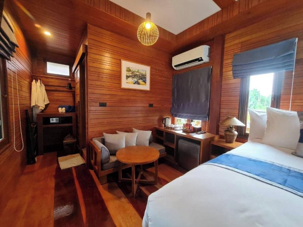 BAAN ATI Resort and Spa