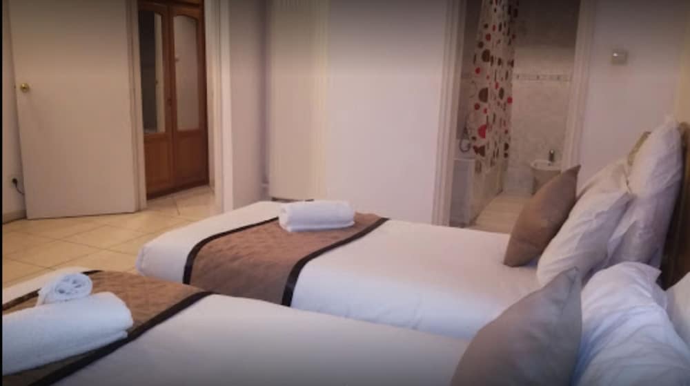El Biar Hotel