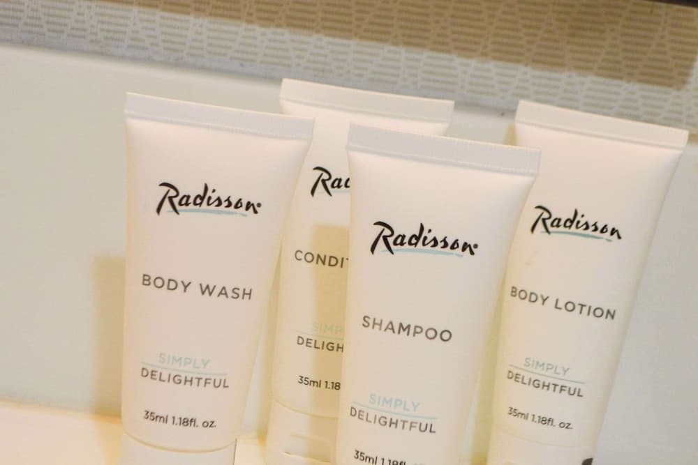 Radisson Hotel Detroit Metro Airport