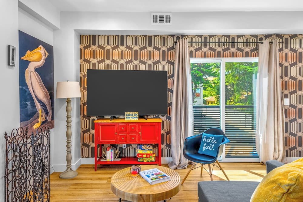 Luxurious Townhome