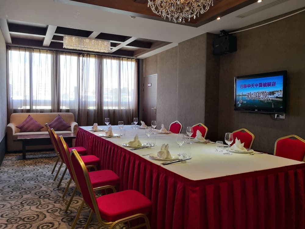 meeting & event spaces