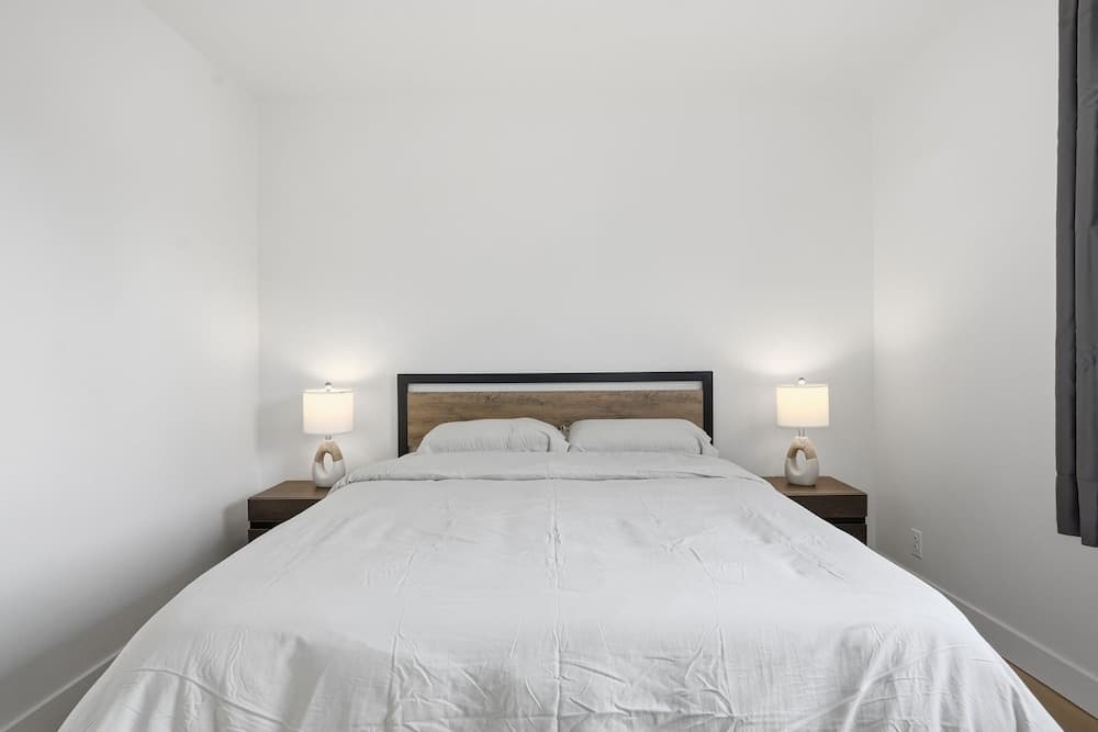 Modern 2br Unit W/ Covered Parking In Santa Clara 2 Bedroom Apts