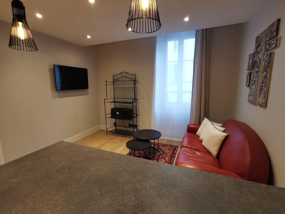 7 Art Hotel Cannes