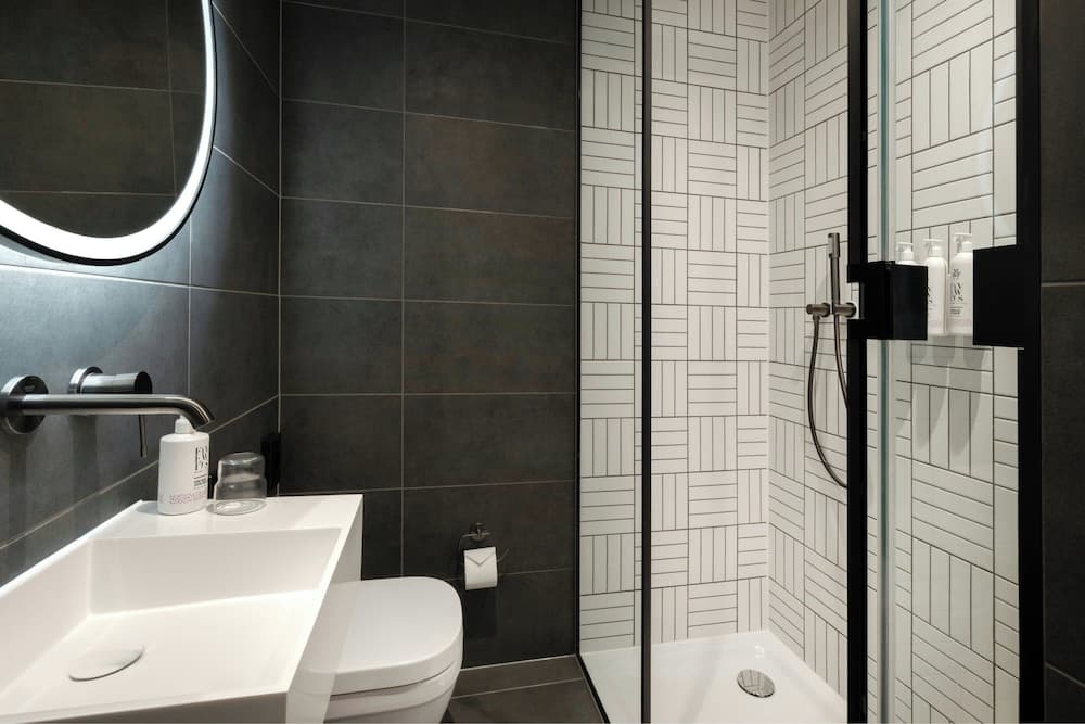 Moxy London Piccadilly Circus
